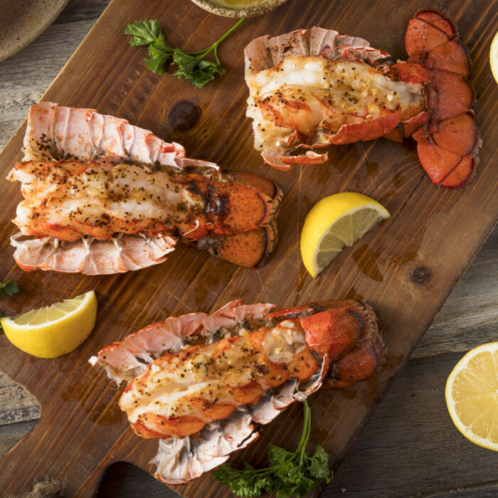 <strong>What Is the Best Way to Cook Lobster Tails?</strong>